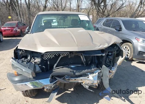 2004 Chevrolet Silverado 1500 Work Truck из США, поврежденный, VIN 1GCEK14V94Z135300